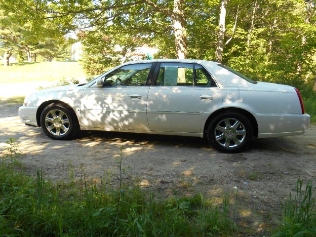 Cadillac DTS 2007 photo 3