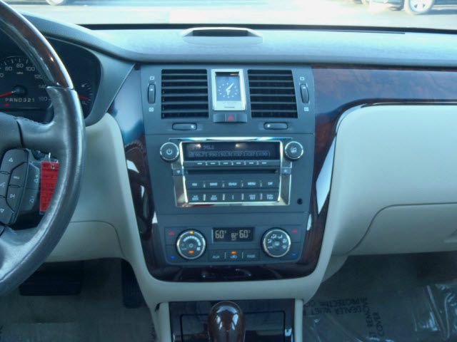 Cadillac DTS 2007 photo 3