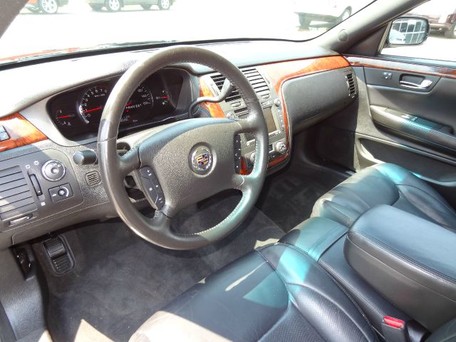 Cadillac DTS 2007 photo 9