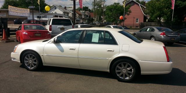 Cadillac DTS 2007 photo 3