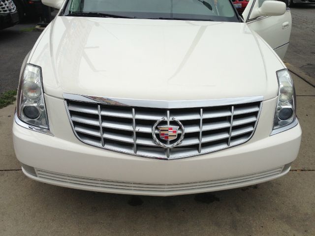 Cadillac DTS 2007 photo 3