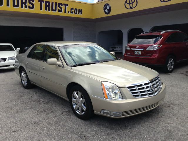 Cadillac DTS 2007 photo 1