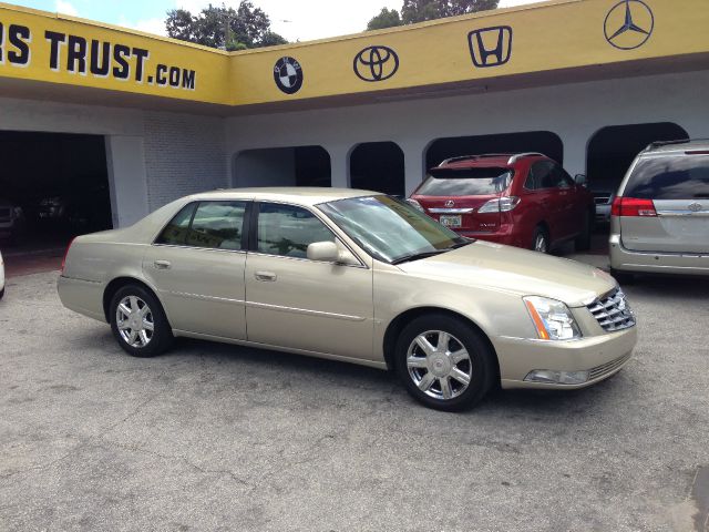 Cadillac DTS 2007 photo 3