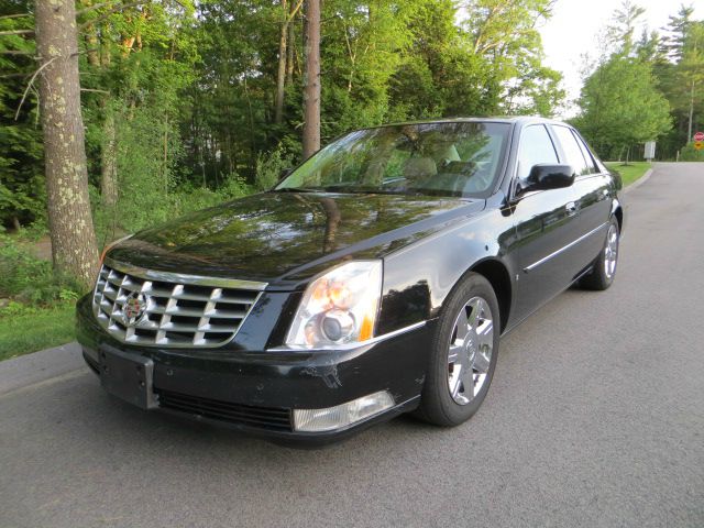 Cadillac DTS 2007 photo 42