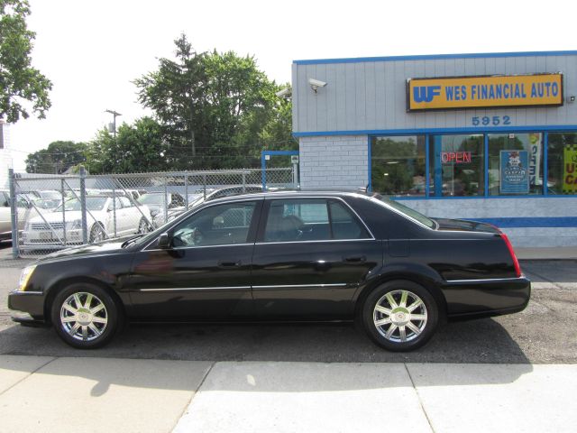 Cadillac DTS 2007 photo 1