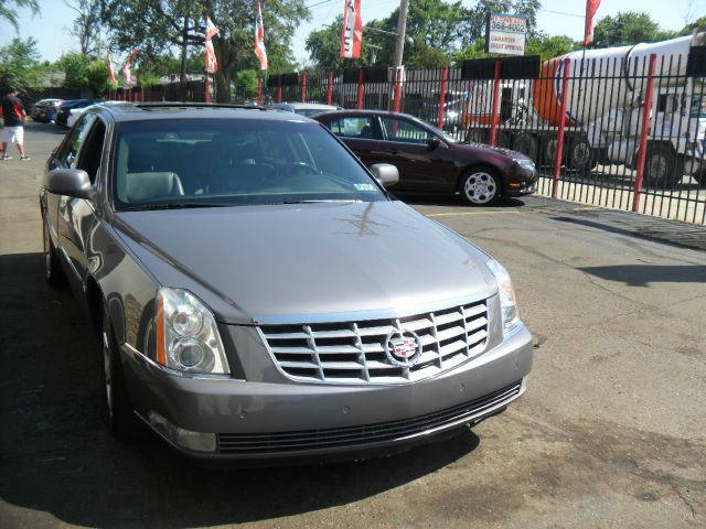 Cadillac DTS 2007 photo 3