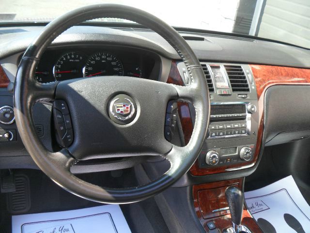 Cadillac DTS 2007 photo 4