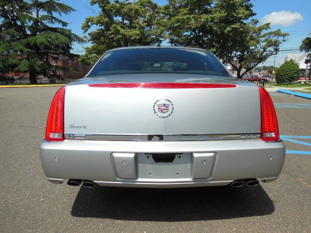 Cadillac DTS 2007 photo 4