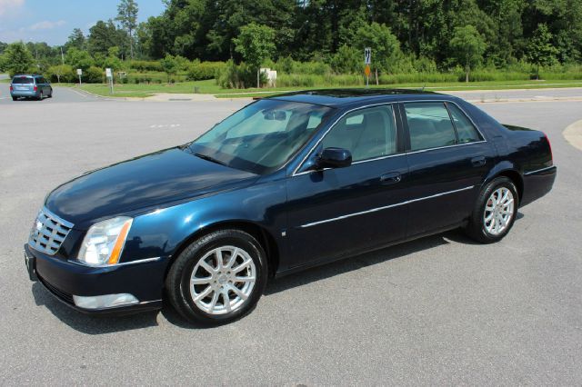 Cadillac DTS 2007 photo 3