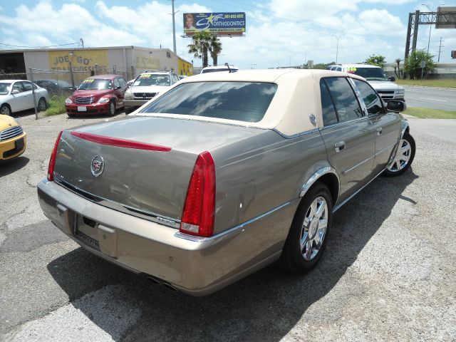 Cadillac DTS 2007 photo 4