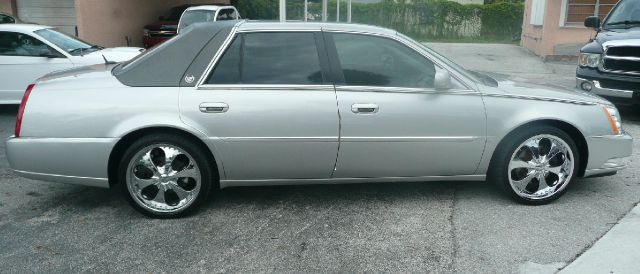 Cadillac DTS 2007 photo 3