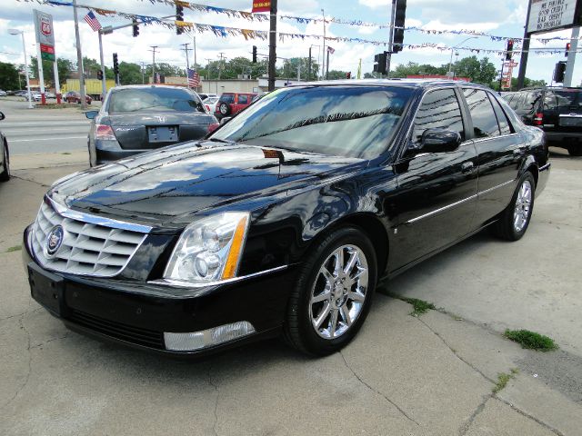 Cadillac DTS 5dr Wgn Auto S FWD Sedan