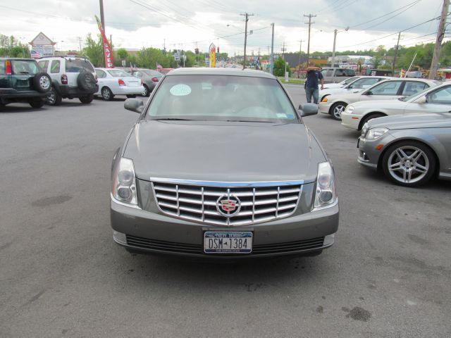 Cadillac DTS 3.5tl W/tech Pkg Sedan