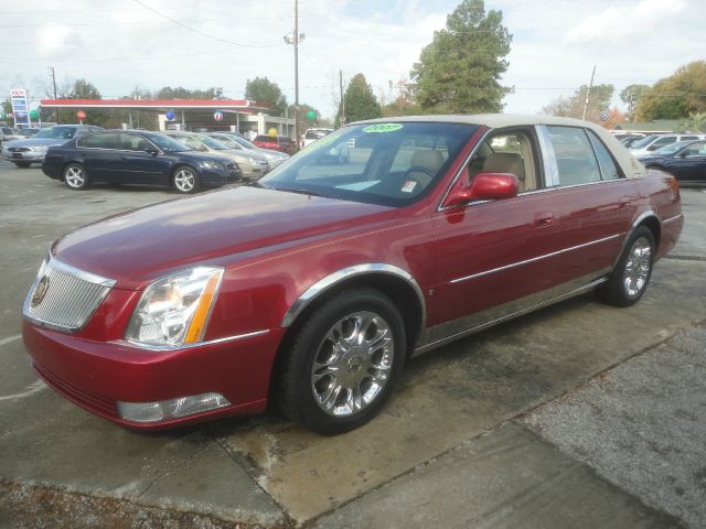 Cadillac DTS 2007 photo 1