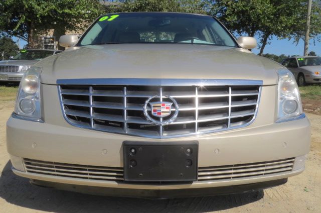 Cadillac DTS 2007 photo 3