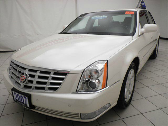 Cadillac DTS 2007 photo 4