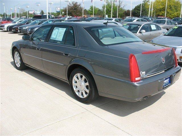 Cadillac DTS 2008 photo 3