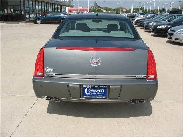 Cadillac DTS 2008 photo 5