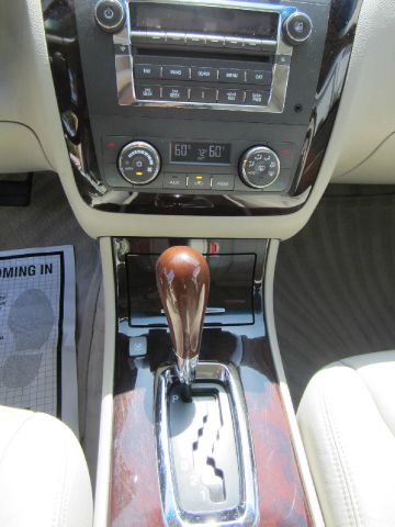 Cadillac DTS 2008 photo 5