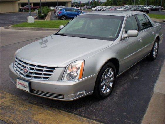 Cadillac DTS 2008 photo 3