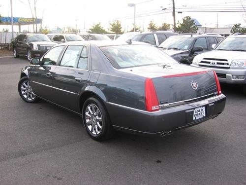 Cadillac DTS 2009 photo 4