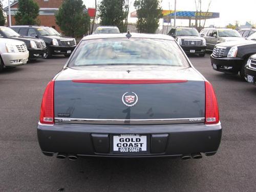 Cadillac DTS 2009 photo 5