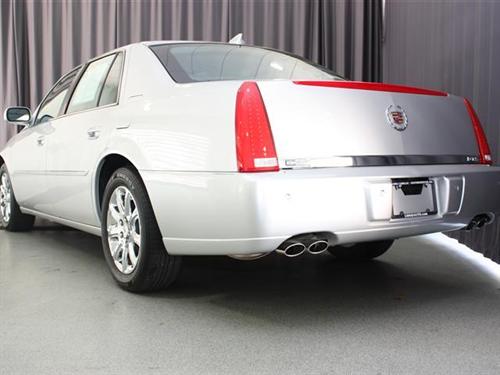 Cadillac DTS 2009 photo 5