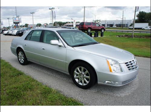 Cadillac DTS 2009 photo 5