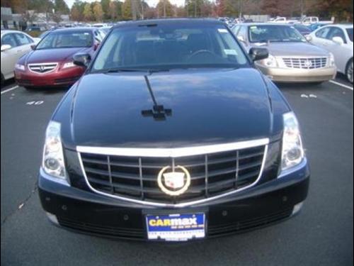 Cadillac DTS 2009 photo 1