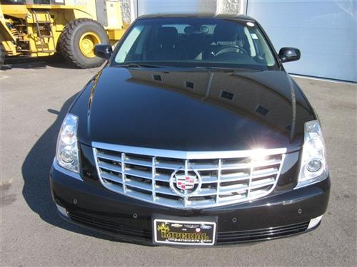 Cadillac DTS 2009 photo 4