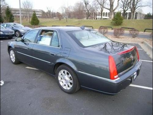 Cadillac DTS 2009 photo 5