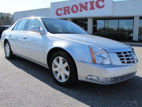 Cadillac DTS 2010 photo 3