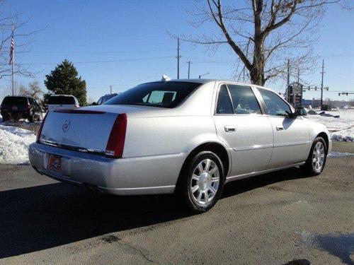 Cadillac DTS XLT Pickup 4D 5 1/2 Ft Other