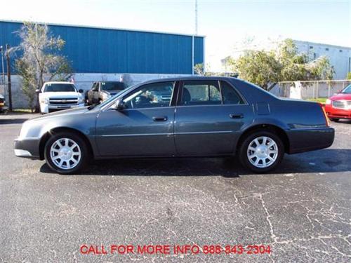 Cadillac DTS 2010 photo 3