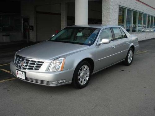 Cadillac DTS 2010 photo 5