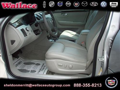 Cadillac DTS 2010 photo 5