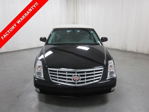 Cadillac DTS 2010 photo 4