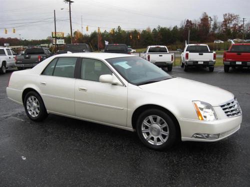 Cadillac DTS Adventurer Model 4WD Other