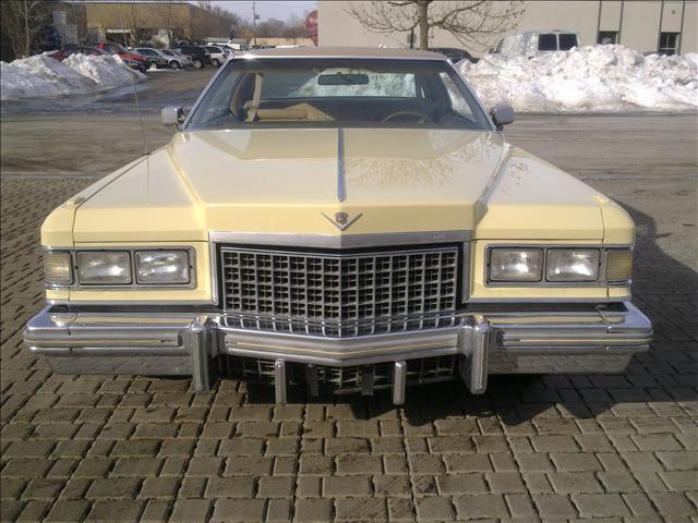 Cadillac Deville Limited 5-passenger Sedan