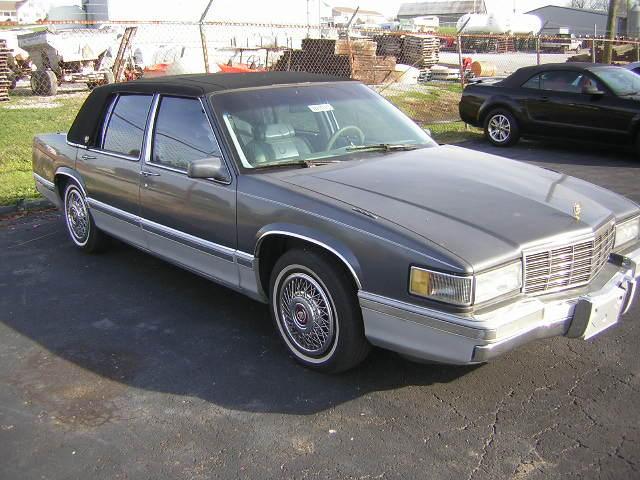 Cadillac Deville 1991 photo 4