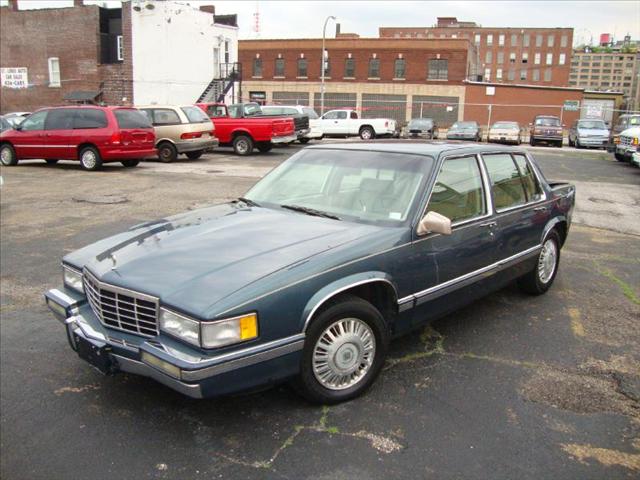 Cadillac Deville 1993 photo 2