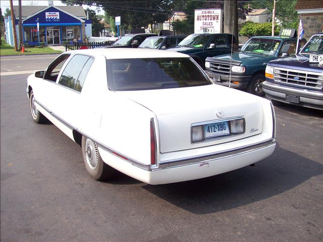 Cadillac Deville 1994 photo 2