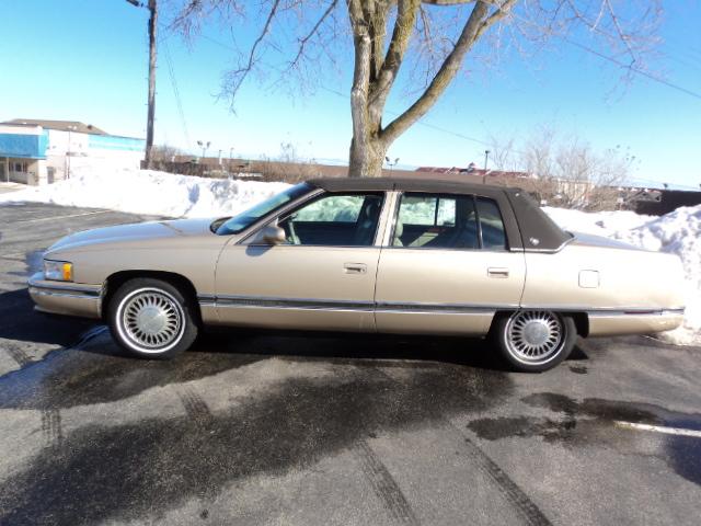 Cadillac Deville 1994 photo 2