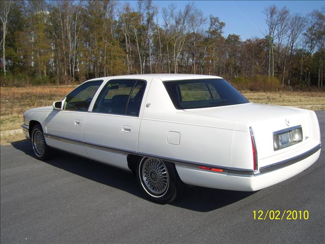 Cadillac Deville 1994 photo 3