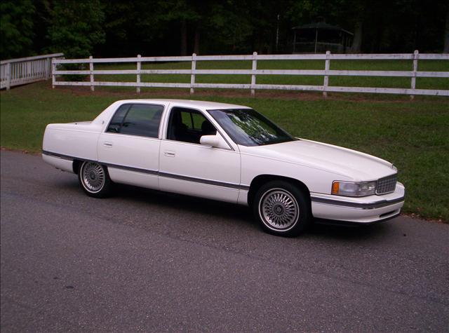 Cadillac Deville 1994 photo 2