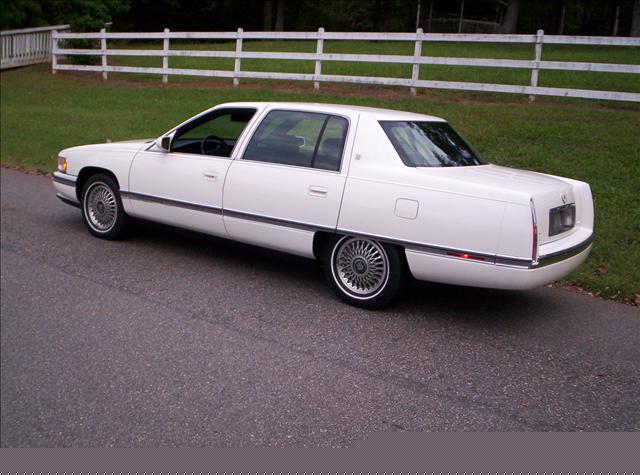 Cadillac Deville 1994 photo 1