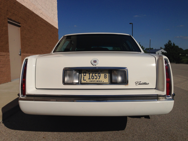 Cadillac Deville 1994 photo 3