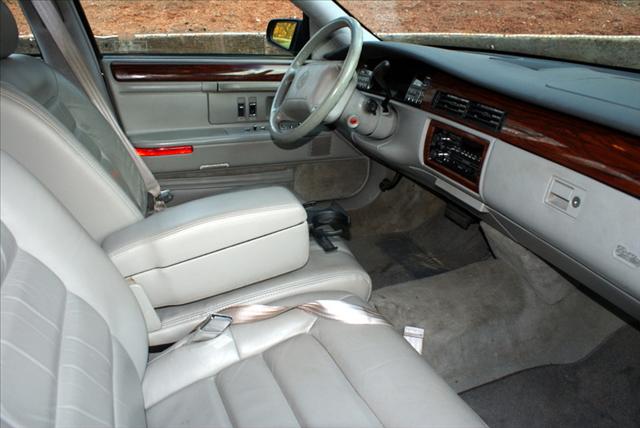 Cadillac Deville 1994 photo 1