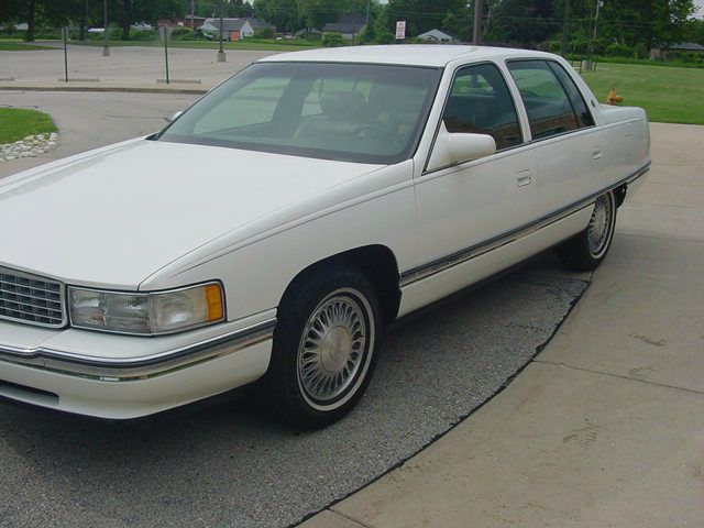 Cadillac Deville 1995 photo 3