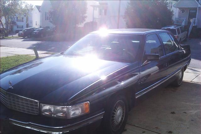 Cadillac Deville 1995 photo 1